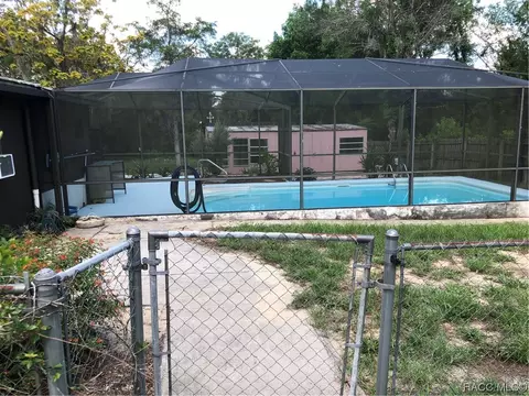3303 E Squirrel Ct, Inverness, FL 34452 photo 4