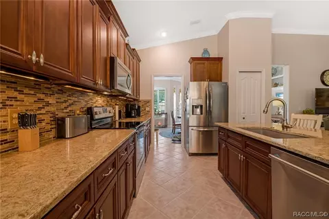 985 W Silver Meadow Loop, Hernando, FL 34442 photo 12