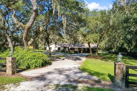 7370 N Clark Pt, Hernando, FL 34442