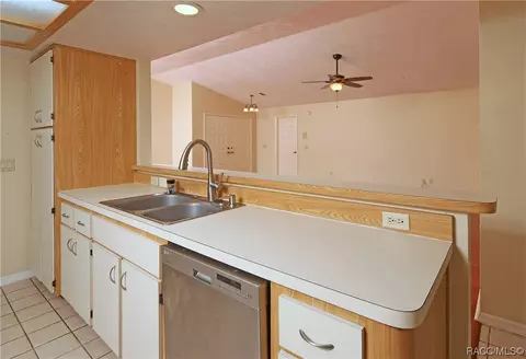 306 W Keller St, Hernando, FL 34442 photo 8