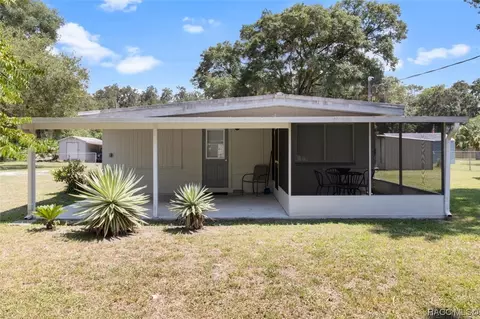 5501 S Bluegill Way, Floral City, FL 34436