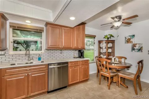 535 E Falconry Ct, Hernando, FL 34442 photo 19