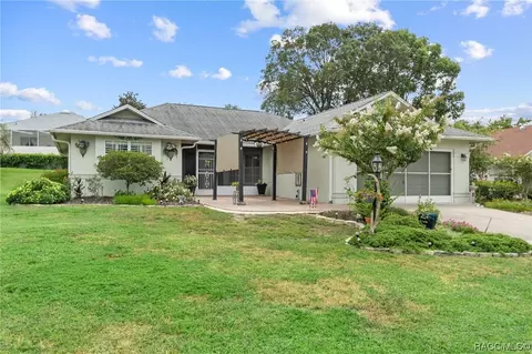702 W Colbert Ct, Beverly Hills, FL 34465
