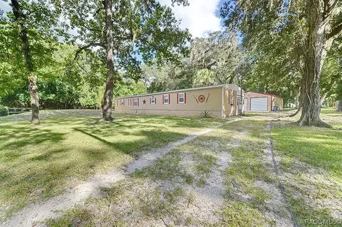 8245 S Kimberly Cir, Floral City, FL 34436