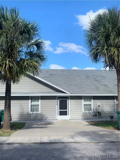 2008 Silverwood St, Inverness, FL 34453