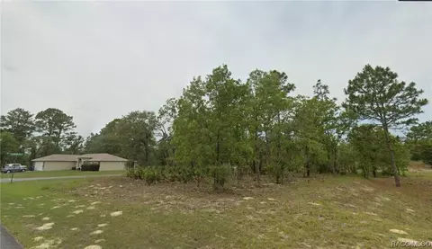 2484 W Pinegrove Dr, Citrus Springs, FL 34434