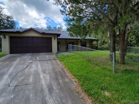 10912 Grybek Dr W, Homosassa, FL 34448
