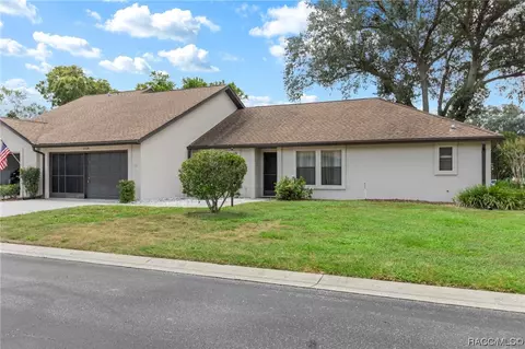 6308 W Lexington Dr, Crystal River, FL 34429