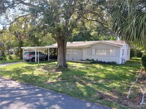 12 N Jefferson St, Beverly Hills, FL 34465