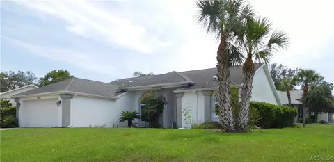 5562 W Hunters Ridge Cir, Lecanto, FL 34461