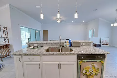 2584 E Farewell Path, Hernando, FL 34442 photo 15