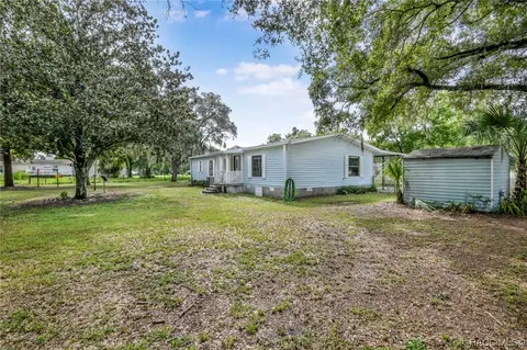 9225 W Melanie Ln, Crystal River, FL 34428