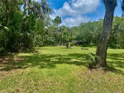 14393 W Shorecliff Ct, Crystal River, FL 34429