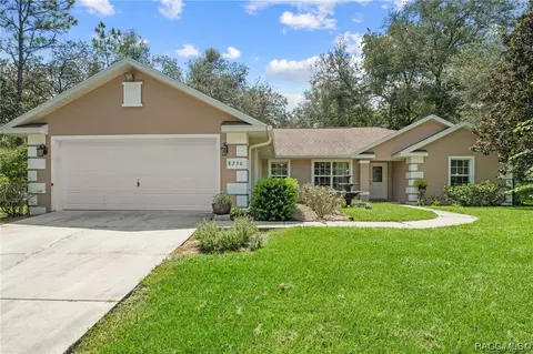 8230 N Sussex Dr, Citrus Springs, FL 34434