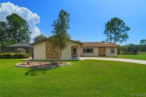 10294 W Montyce Ct, Crystal River, FL 34428