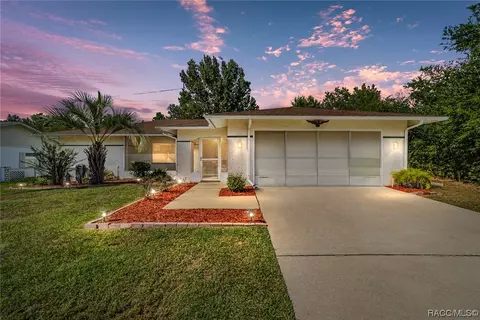169 W Sugarberry Ln, Beverly Hills, FL 34465