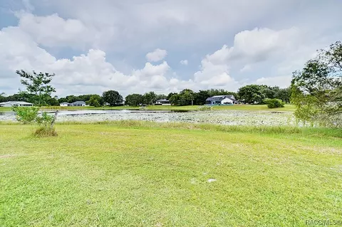 2700 S Cromwell Path, Inverness, FL 34450
