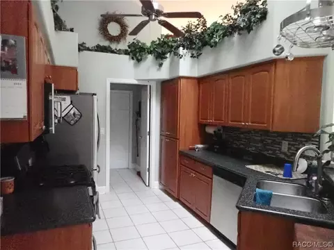 1283 E Rockefeller Ln, Hernando, FL 34442 photo 4