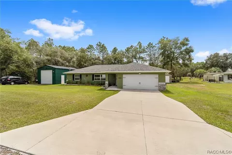 5252 E Clayre Ln, Inverness, FL 34452
