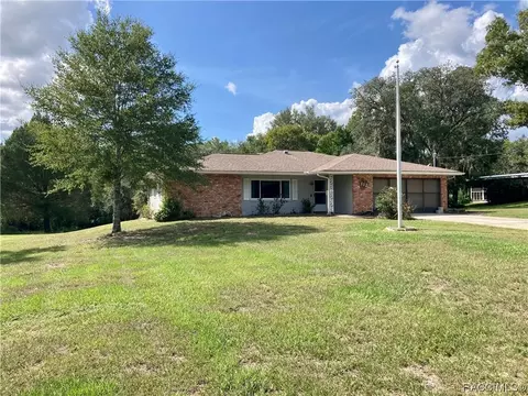 112 N Mcgowan Ave, Crystal River, FL 34429