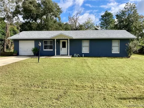 4089 N Holiday Dr, Crystal River, FL 34428