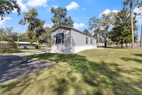 6351 W Flanders Ln, Crystal River, FL 34429