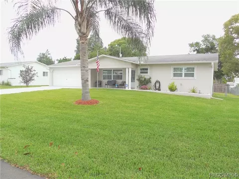 320 S Harrison St, Beverly Hills, FL 34465