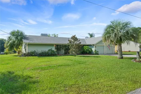 5079 S Shoreline Dr, Floral City, FL 34436