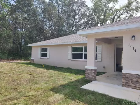 3074 W Bedford Ln, Citrus Springs, FL 34433