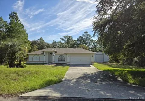 5925 N Sultana Ter, Beverly Hills, FL 34465