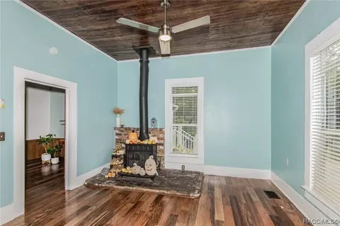 1007 NE 3rd Ave, Crystal River, FL 34428 photo 12