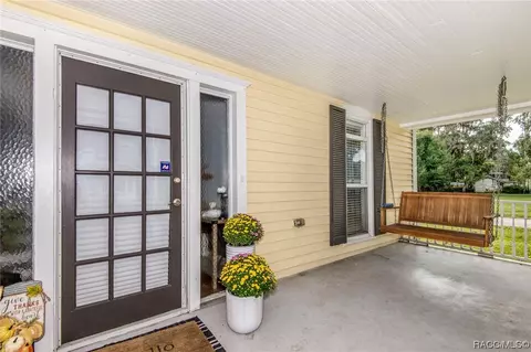 1007 NE 3rd Ave, Crystal River, FL 34428 photo 8