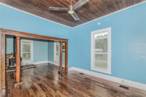 1007 NE 3rd Ave, Crystal River, FL 34428 photo 13