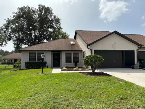 6246 W Lexington Dr, Crystal River, FL 34429