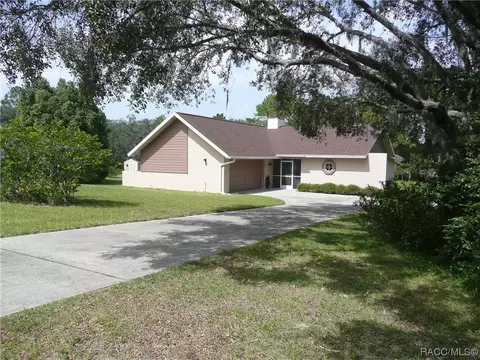 455 W Olympia St, Hernando, FL 34442