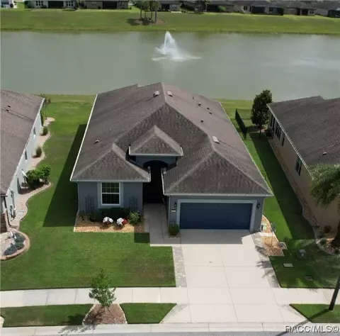 9512 SW 70th Loop, Ocala, FL 34481 photo 2