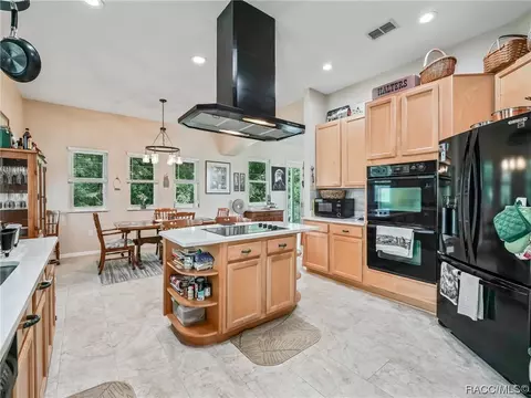 Kitchen - 3399 E Rotor Wing Path, Hernando, FL 34442 photo 3 of 4