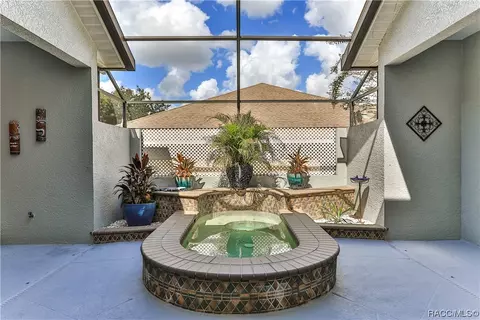 428 W Cobblestone Loop, Hernando, FL 34442 photo 4
