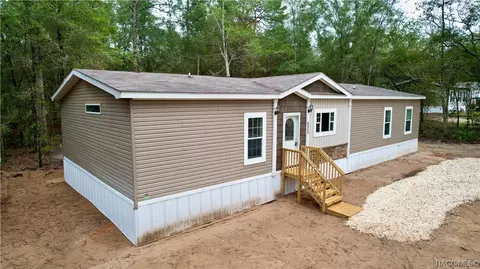 6951 W Mable Ln, Dunnellon, FL 34433
