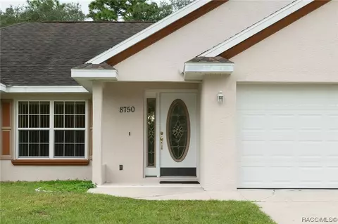 8750 N Folland Dr, Citrus Springs, FL 34433