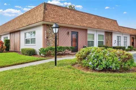 6188 Chesham Dr #6, New Port Richey, FL 34653