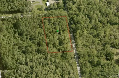 8058 W Nicholas Ln, Crystal River, FL 34429