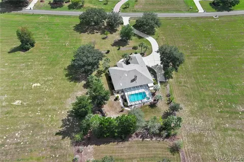 592 N Cherry Pop Dr, Inverness, FL 34453
