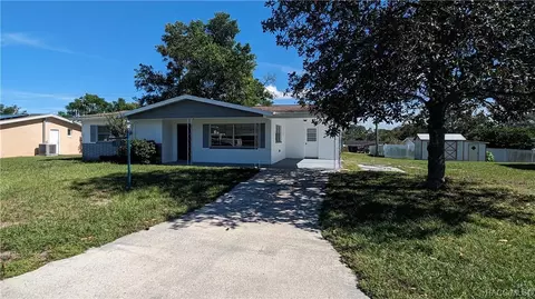 53 S Davis St, Beverly Hills, FL 34465