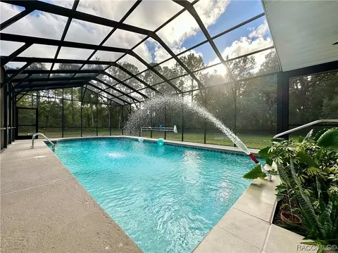 312 E Cason Blvd, Inglis, FL 34449 photo 6
