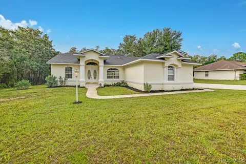 2630 E Steven St, Inverness, FL 34453