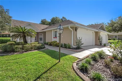 1525 N Endicott Pt, Crystal River, FL 34429