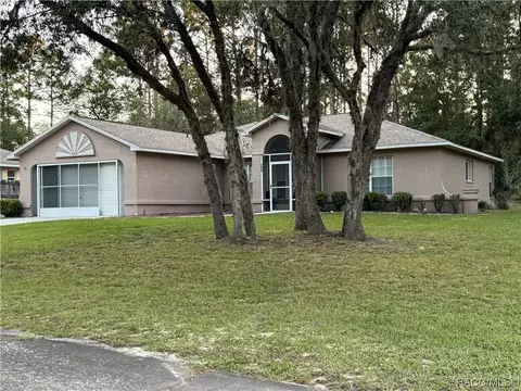 7868 N Vivian Way, Citrus Springs, FL 34434