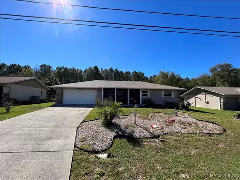 960 W Buttonbush Dr, Beverly Hills, FL 34465
