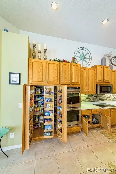 1610 N Jimmie Foxx Path, Hernando, FL 34442 photo 13